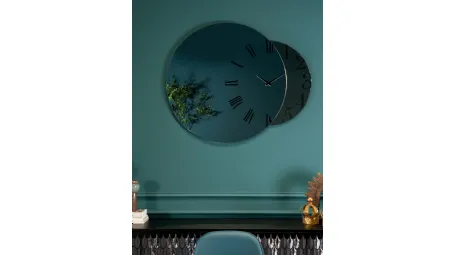 Orologio di design Fusion in cristallo fumé di Tonin Casa