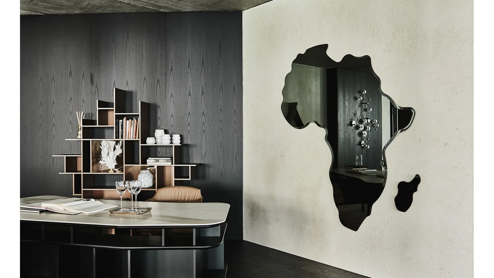 Specchio sagomato Africa Magnum di Cattelan Italia