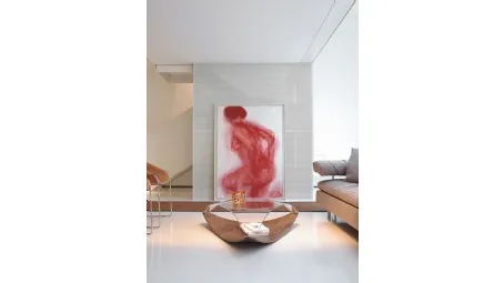 Tavolino di design Quiet con top in vetro e legno curvati Tonin Casa