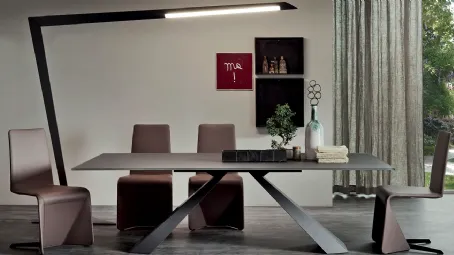 Lampada da terra in acciaio verniciato e luci led Zed di Cattelan Italia