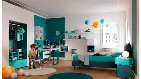 Cameretta per bambini in laccato e melaminico con letto a terra KC312 di Moretti Compact