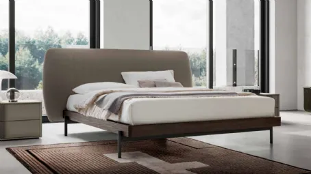 Letto con testiera in tessuto imbottito Bali di SantaLucia