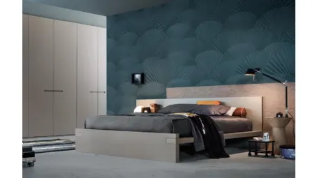 Letto dalle linee moderne in laccato opaco e legno Hug di Giellesse