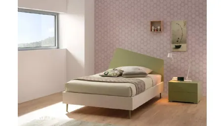 Letto a una piazza e mezza in melaminico Quarzo con testiera in laccato Flora SC122 di Moretti Compact