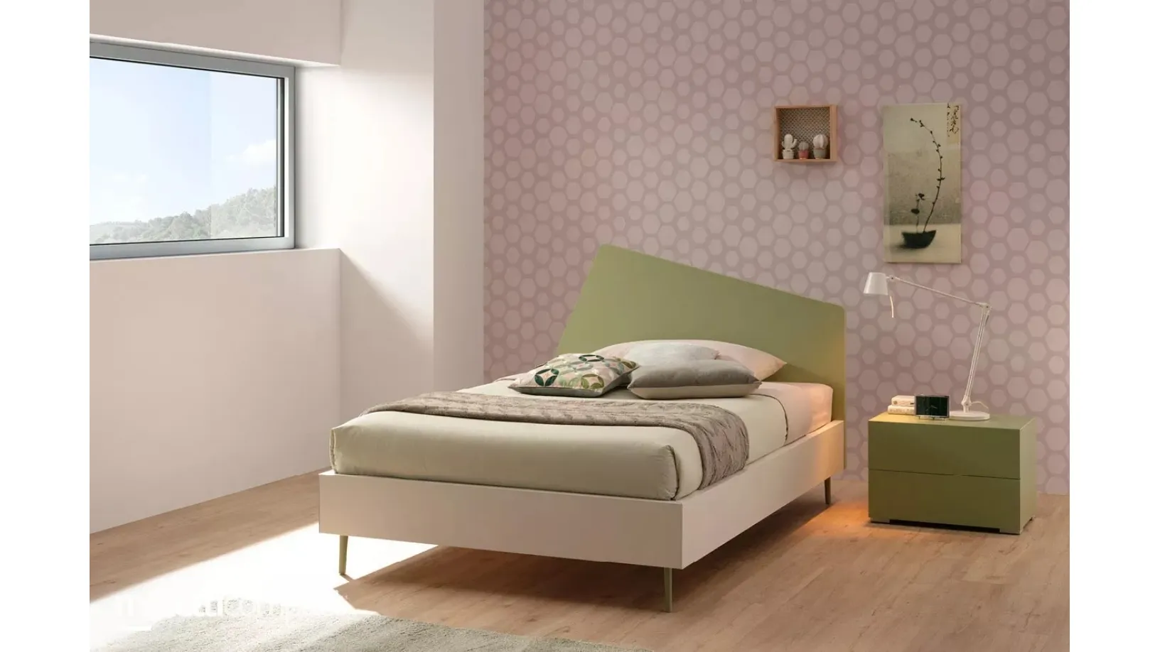 Letto a una piazza e mezza in melaminico Quarzo con testiera in laccato Flora SC122 di Moretti Compact