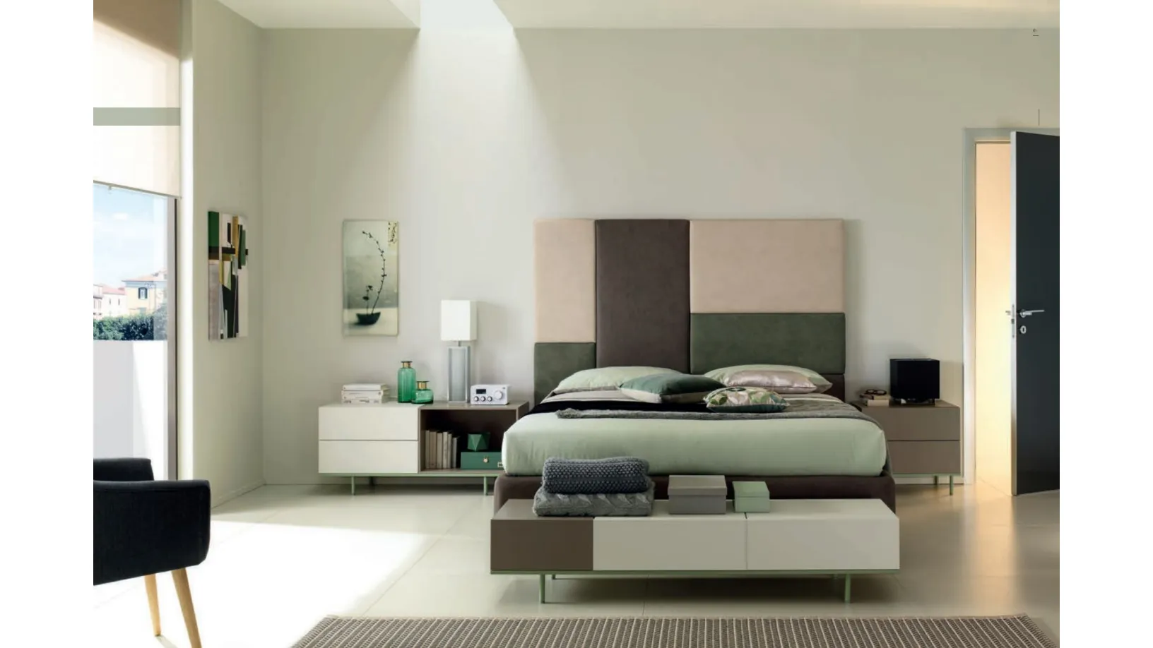 Letto con testiera importante in ecopelle NC110 Moretti Compact