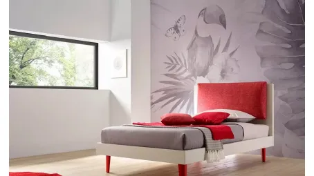 Letto singolo in nobilitato Quarzo con testiera Plane Pillow parzialmente rivestita in tessuto imbottito SC120 di Moretti Compact