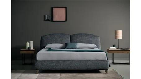 Letto Tokyo in legno e tessuto di Bodema