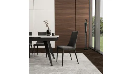 Sedia in velluto Ely di Easyline