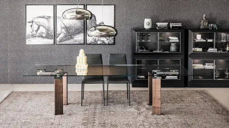 Tavolo allungabile in vetro con gambe in legno di noce Daytona di Cattelan Italia