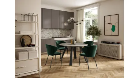 Tavolo rotondo Convivio con top finitura Eco legno Beton di Easyline