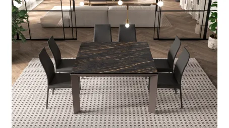 Tavolo quadrato allungabile in cristallo ceramica con base in metallo Metrò Quadro di Ozzio